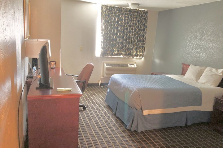 Room 6 of 21