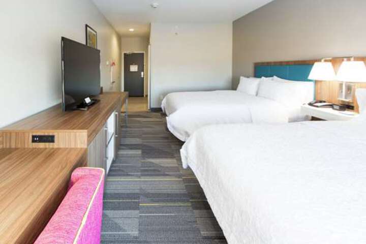 Room 123 of 200