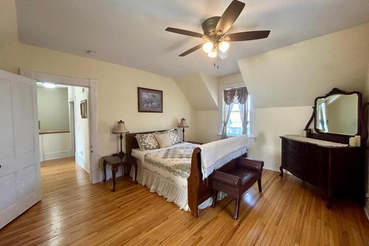 Dr Combackers Historic 1880s Home