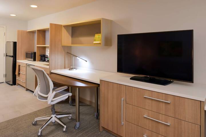 Room 34 of 58