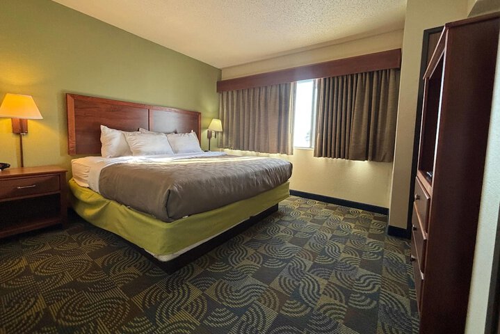 AmericInn by Wyndham Kewanee
