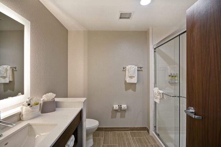 Room 20 of 49
