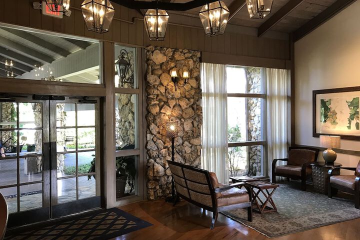 Hotel Interior 18 of 117