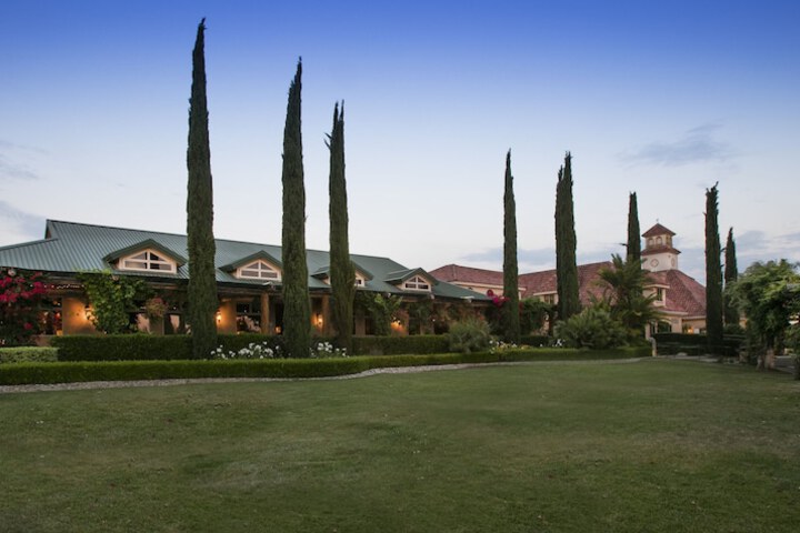 Hotel 5 of 74