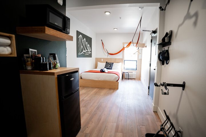 Room 21 of 52