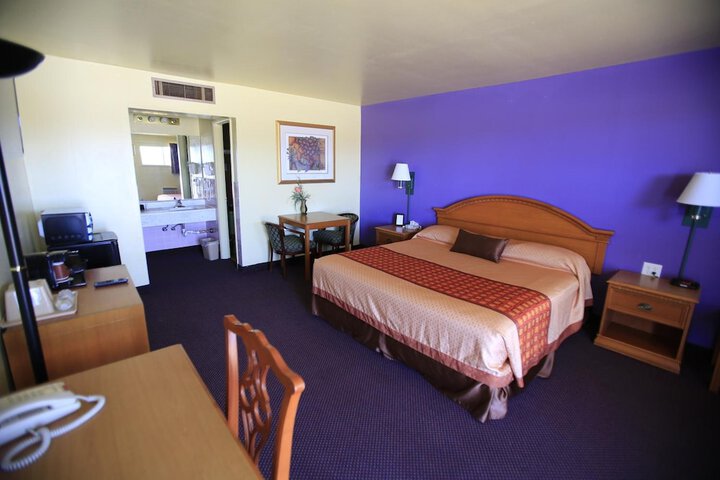 Room 32 of 58