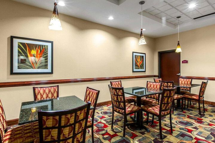 Comfort Suites Waycross