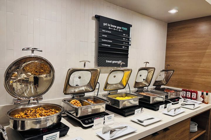 Candlewood Suites Burlington Conference Centre by IHG