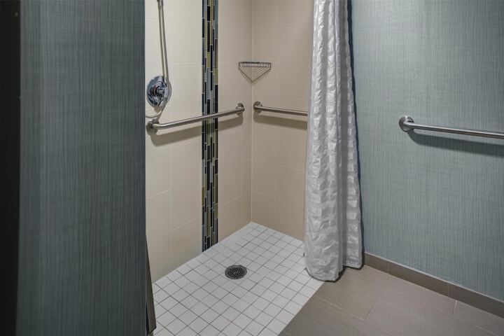 Hyatt Place Sacramento / Rancho Cordova