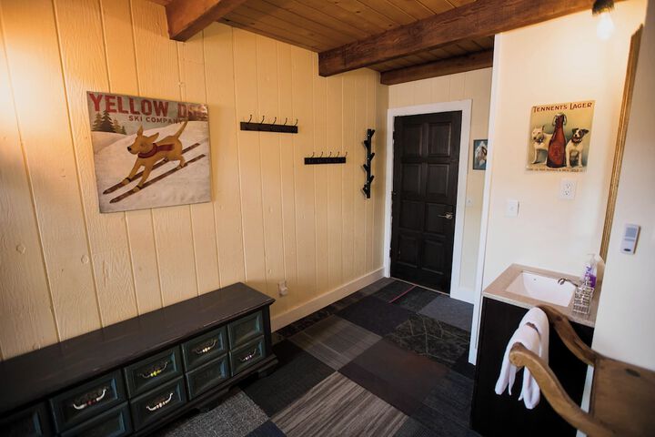 Room 65 of 157