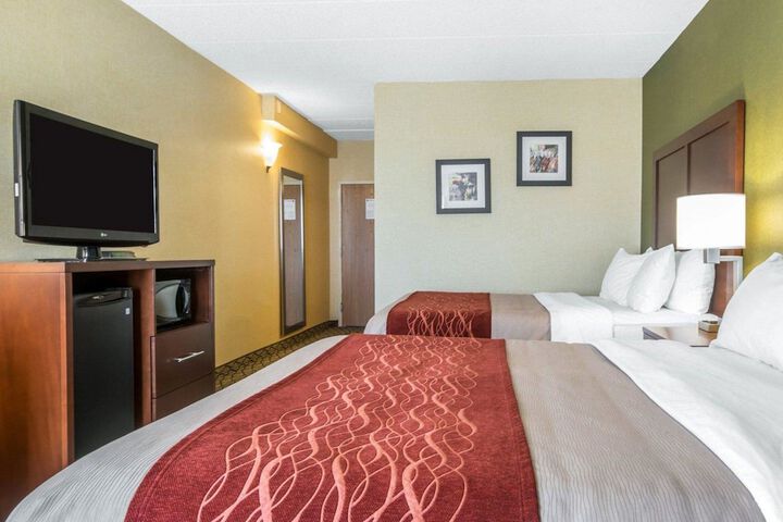 Room 10 of 27