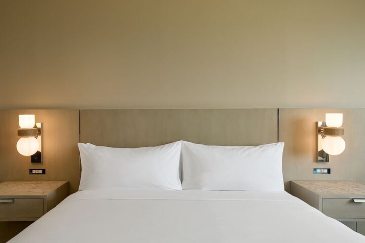 Room 45 of 79