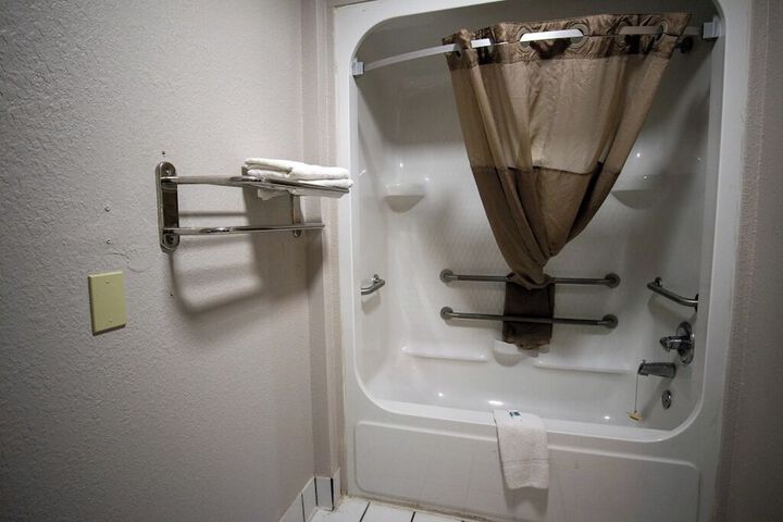 Deluxe Inn & Suites Morgan City