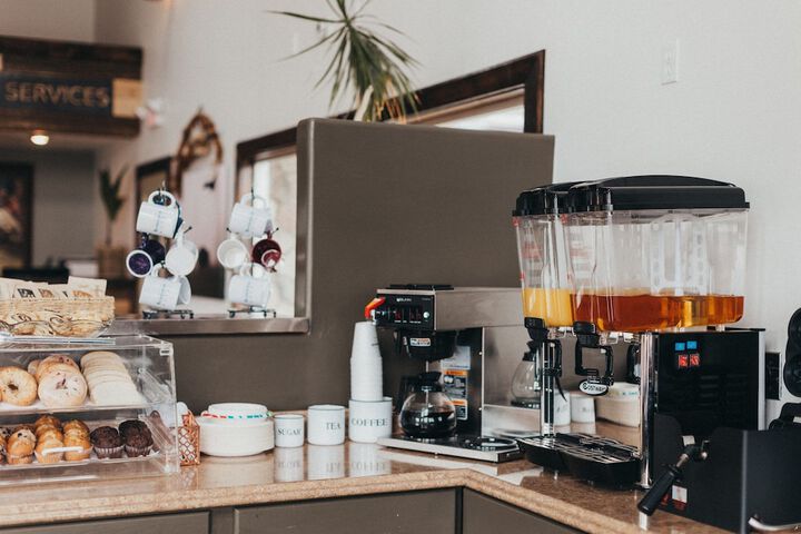 Breakfast/Coffee Service 22 of 27