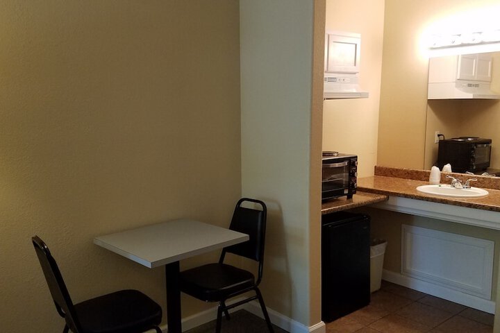 Room 42 of 54