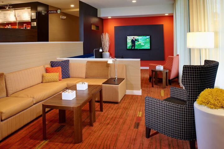 Hotel Interior 11 of 32