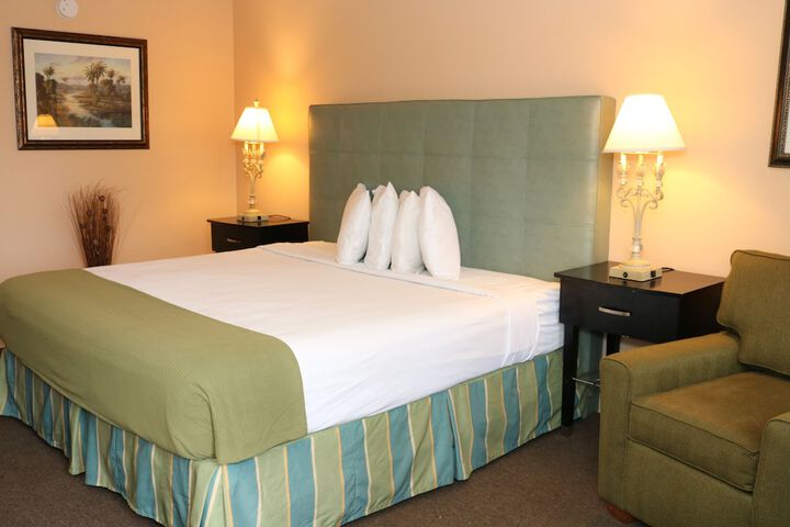 Room 32 of 44