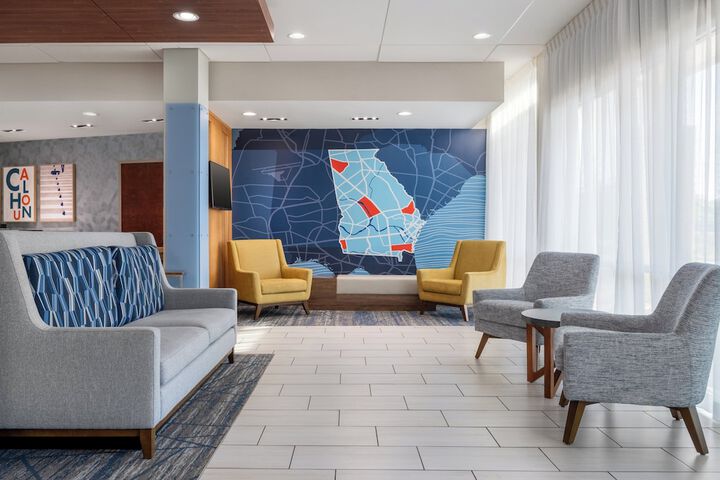 Holiday Inn Express Calhoun South by IHG