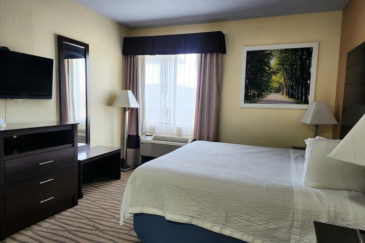 Studio 6 Suites – Pasadena TX