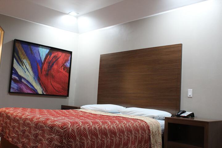 Room 5 of 13