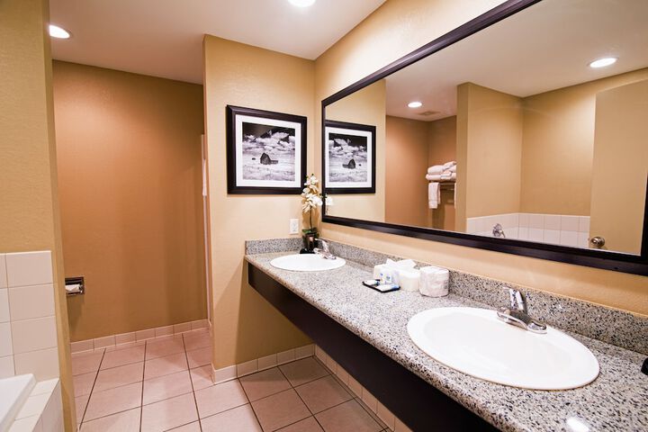 Room 12 of 46