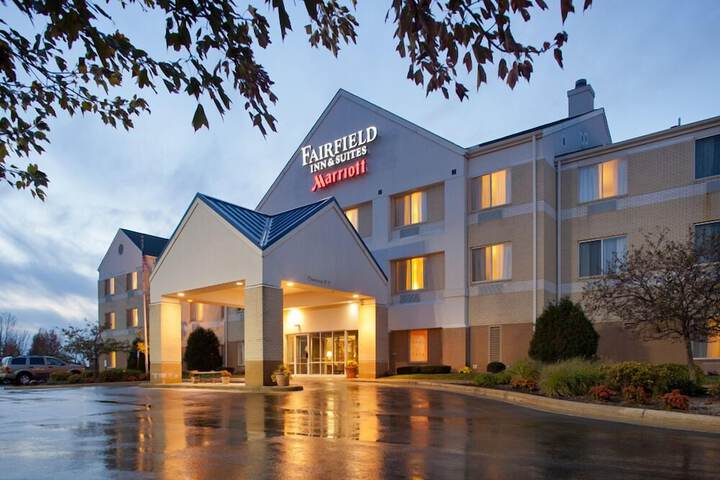 Hotel 2 of 32
