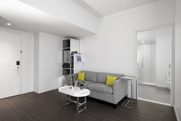 Room 20 of 83