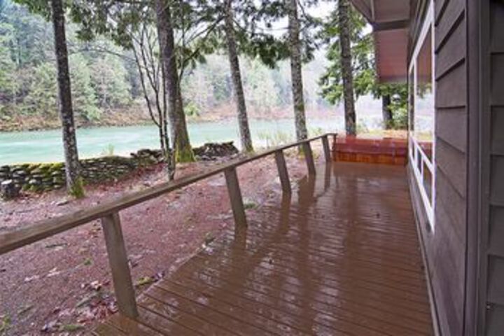 Wild Sky Escape Cabin