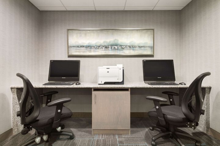 Business Center 59 of 59