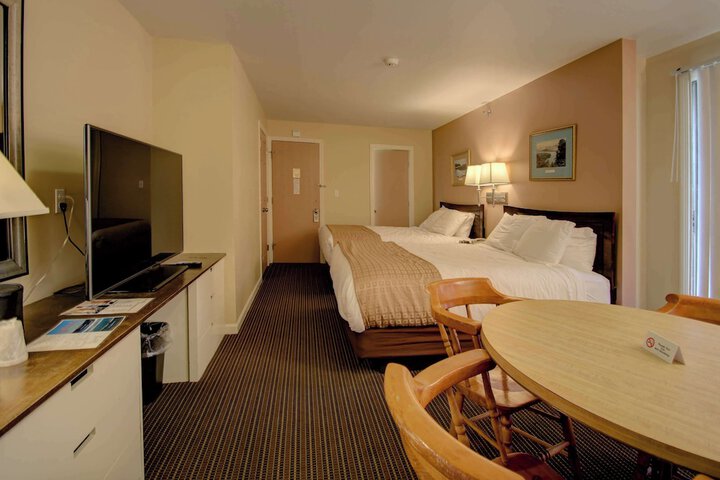 Room 152 of 157