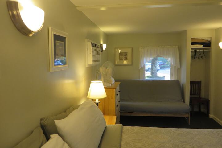 Room 34 of 70