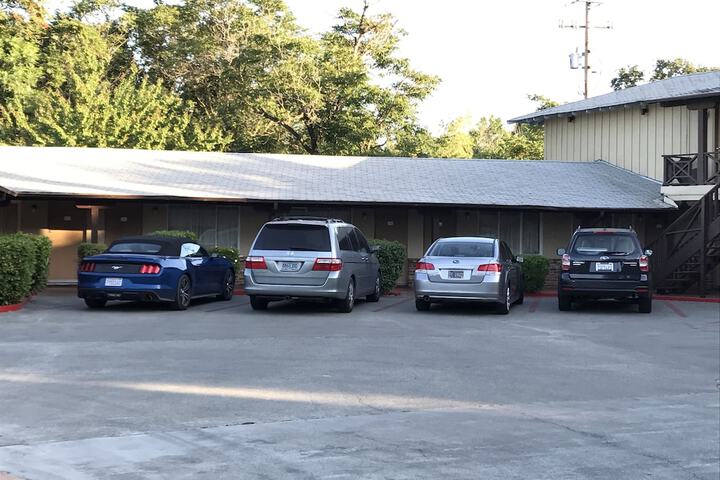 Property Grounds 30 of 30