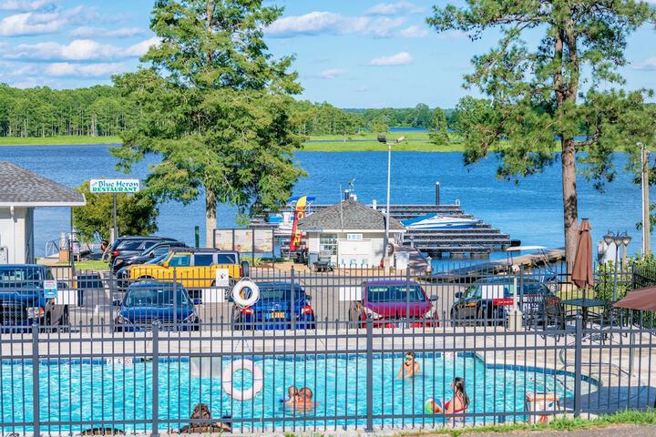 Rivers Rest Marina & Resort