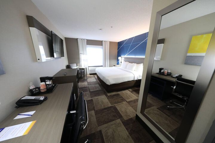 Comfort Inn & Suites Hutchinson