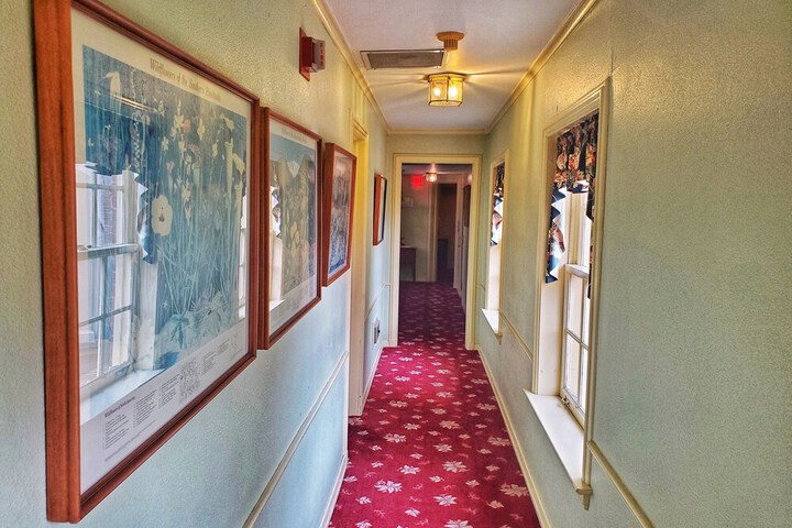 Montague Inn