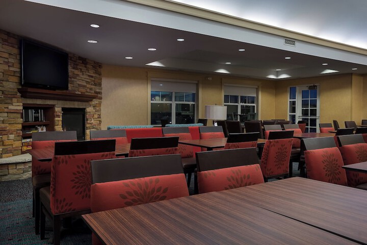 Residence Inn by Marriott Madison West / Middleton