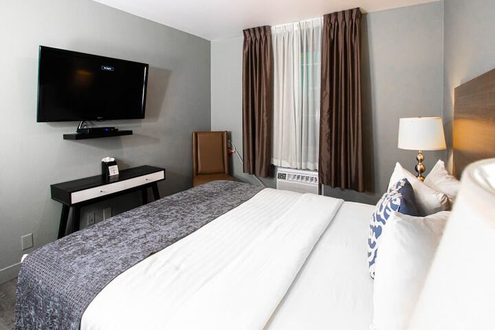 Room 45 of 63