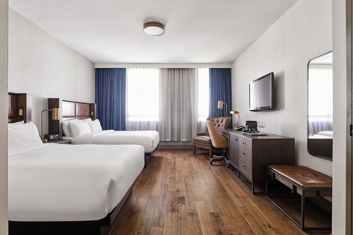 Room 9 of 40