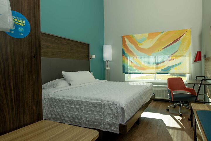 Room 22 of 39