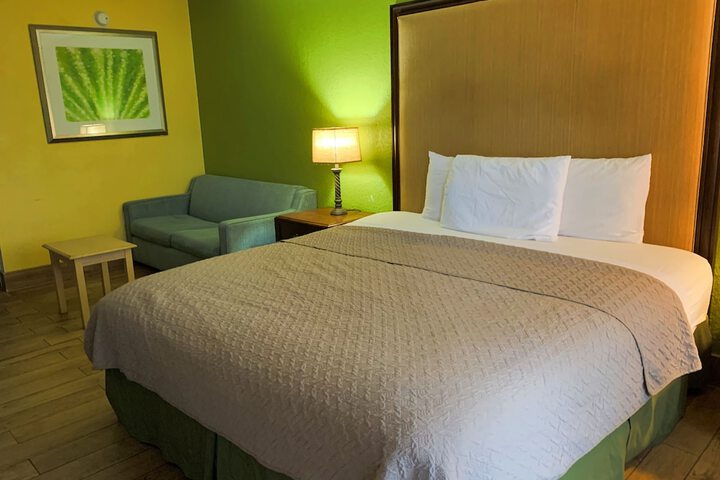 RW Hotel