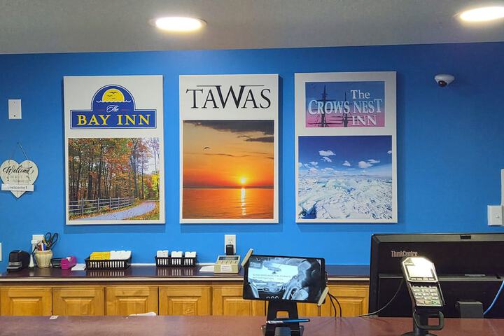Bay Inn