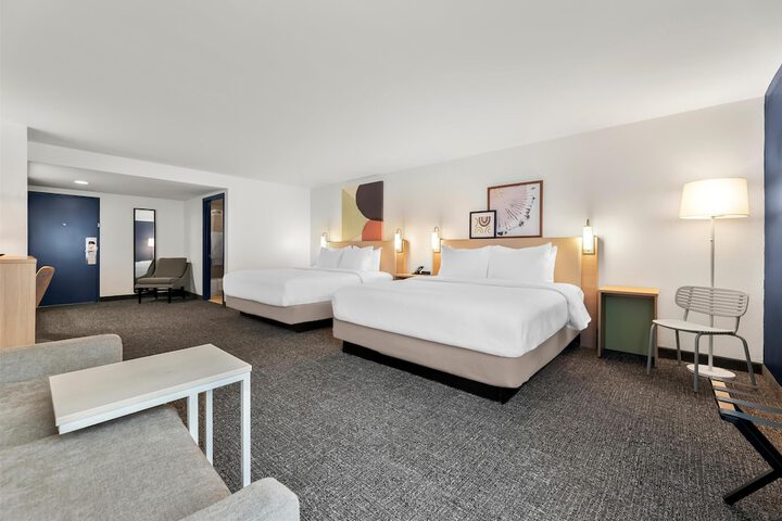 Spark by Hilton Biloxi Ocean Springs