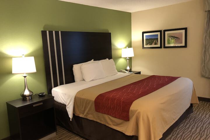 Inn at Clinton