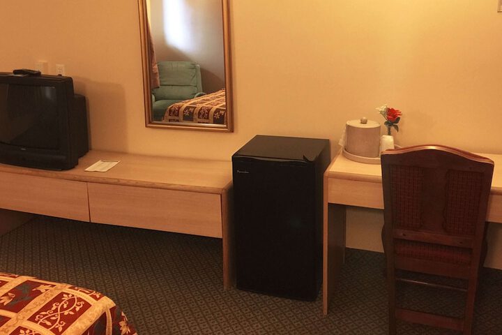 Room 18 of 43