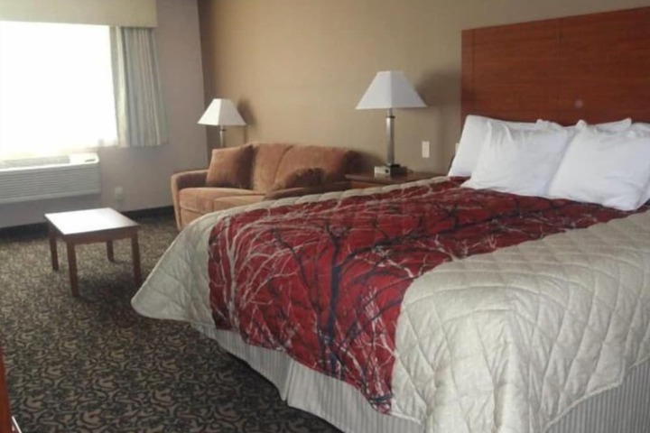 Room 21 of 37