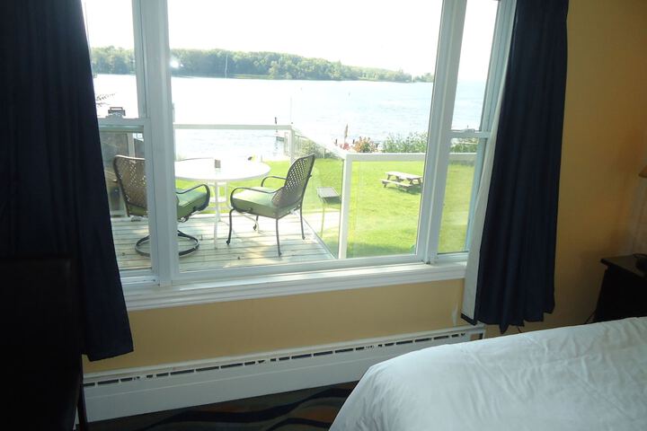 Room 34 of 52
