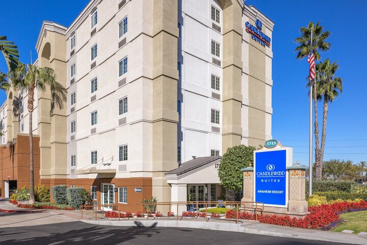 Hotel 2 of 61