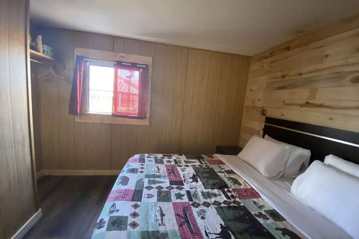 Room 73 of 110