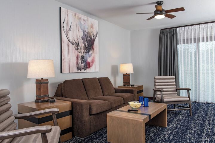 Room 16 of 36