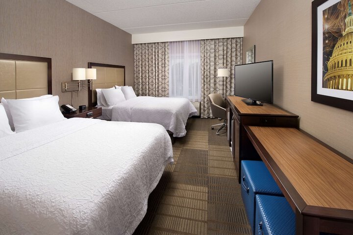 Room 11 of 25